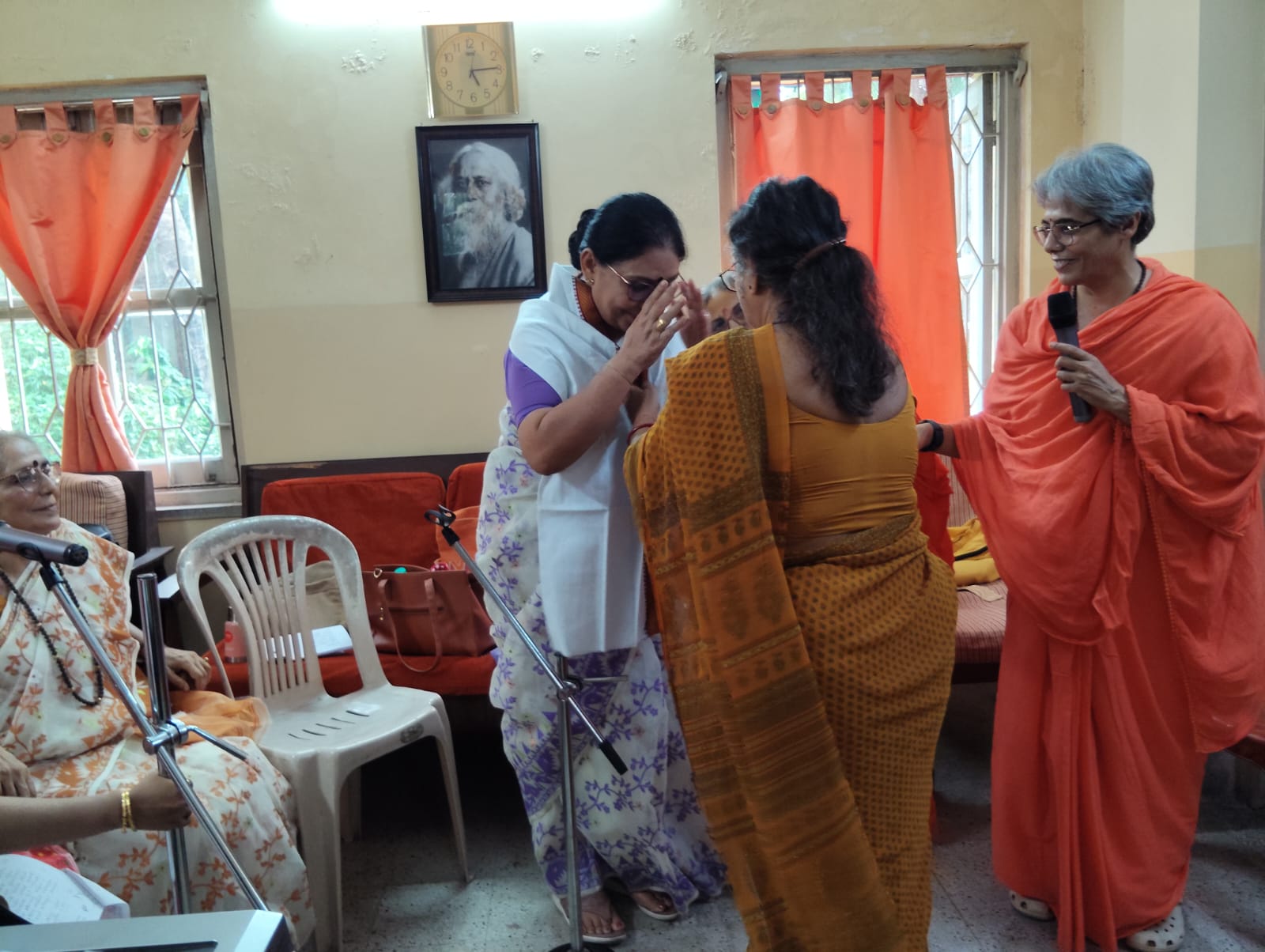Care Home - Photo 3